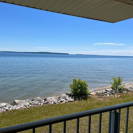 Quality Inn Lakefront Сент-Игнас Экстерьер фото