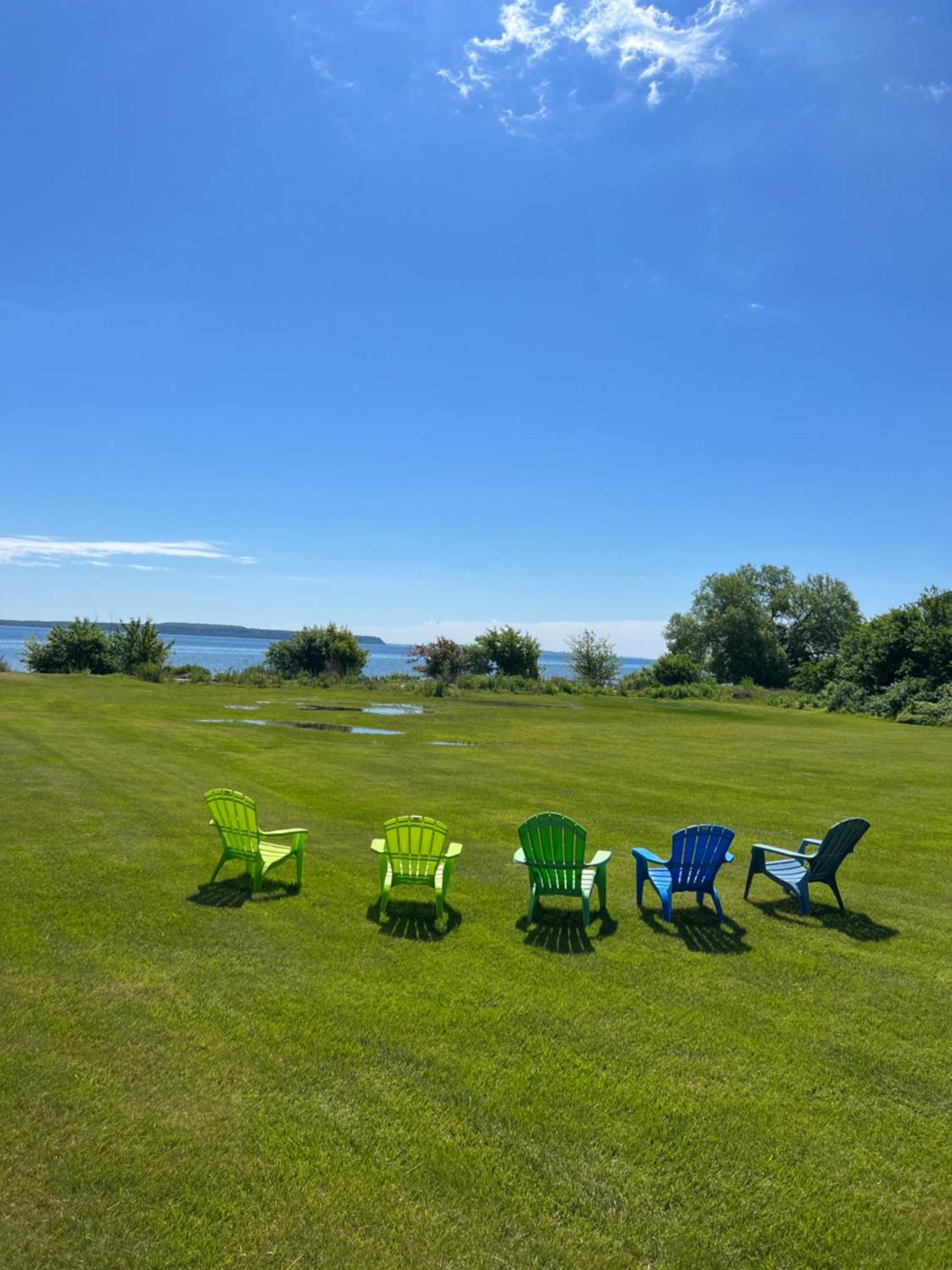 Quality Inn Lakefront Сент-Игнас Экстерьер фото