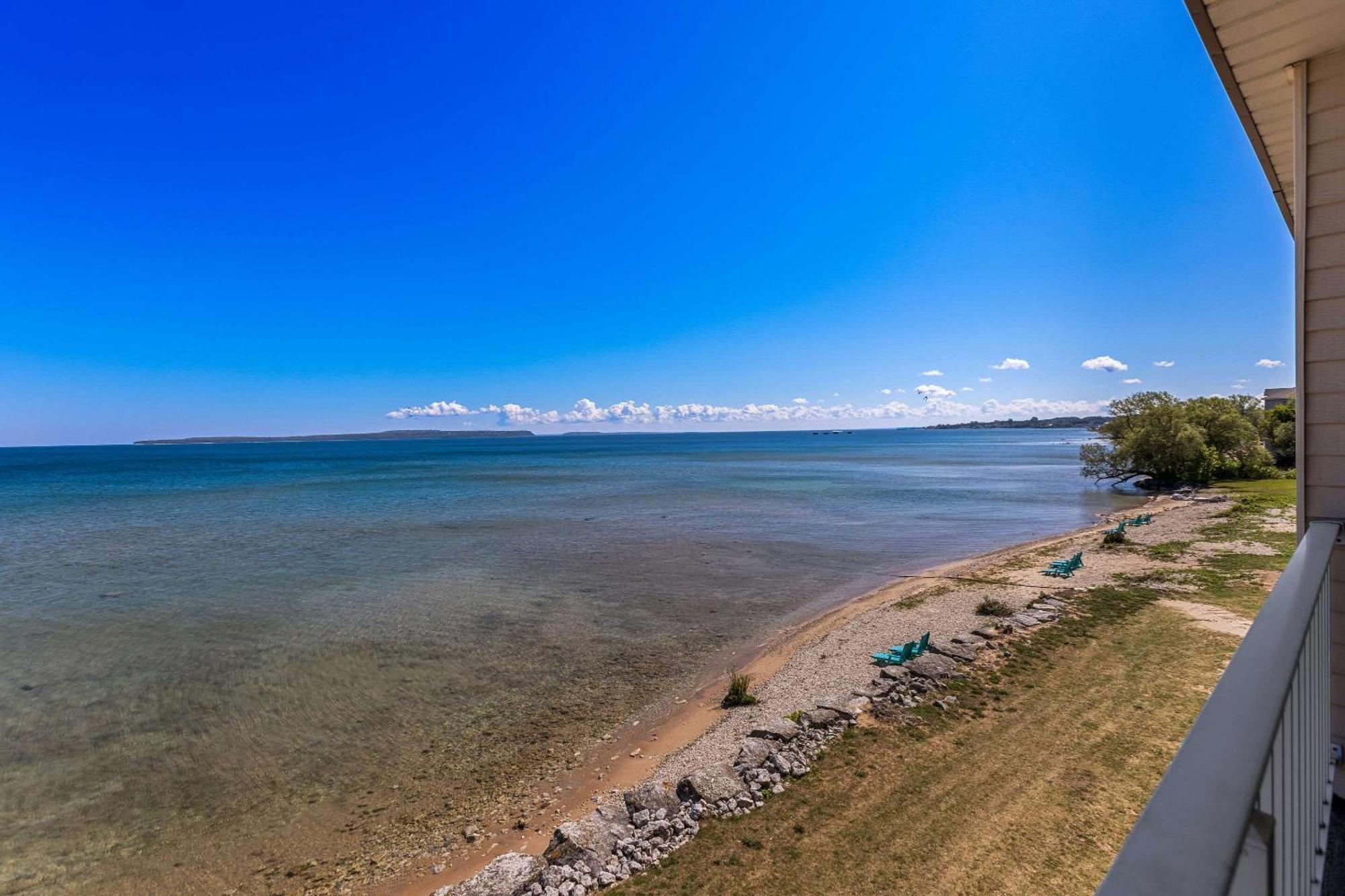 Quality Inn Lakefront Сент-Игнас Экстерьер фото